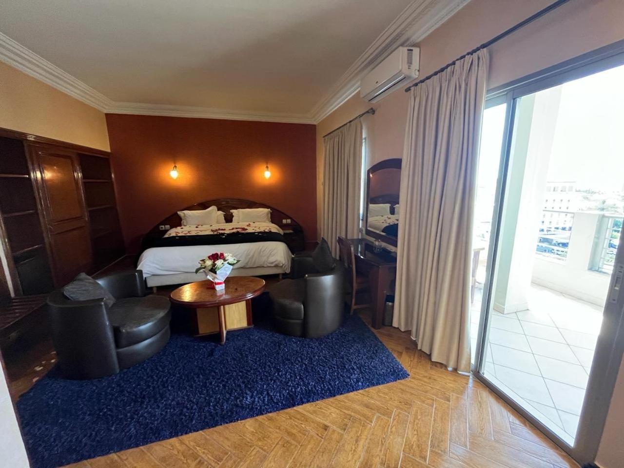 Hotel Malta مكناز المظهر الخارجي الصورة