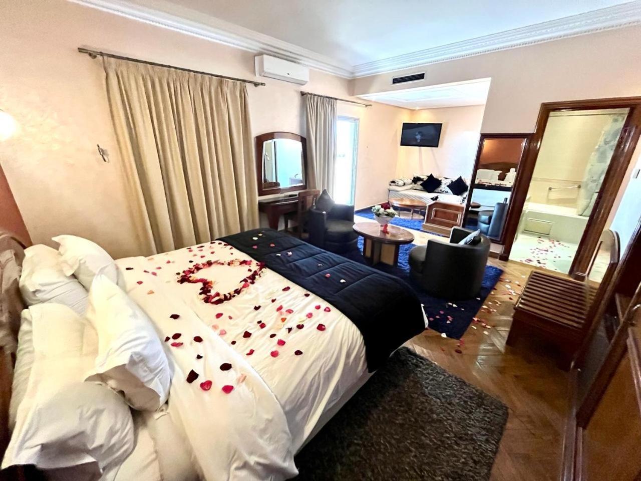Hotel Malta مكناز المظهر الخارجي الصورة