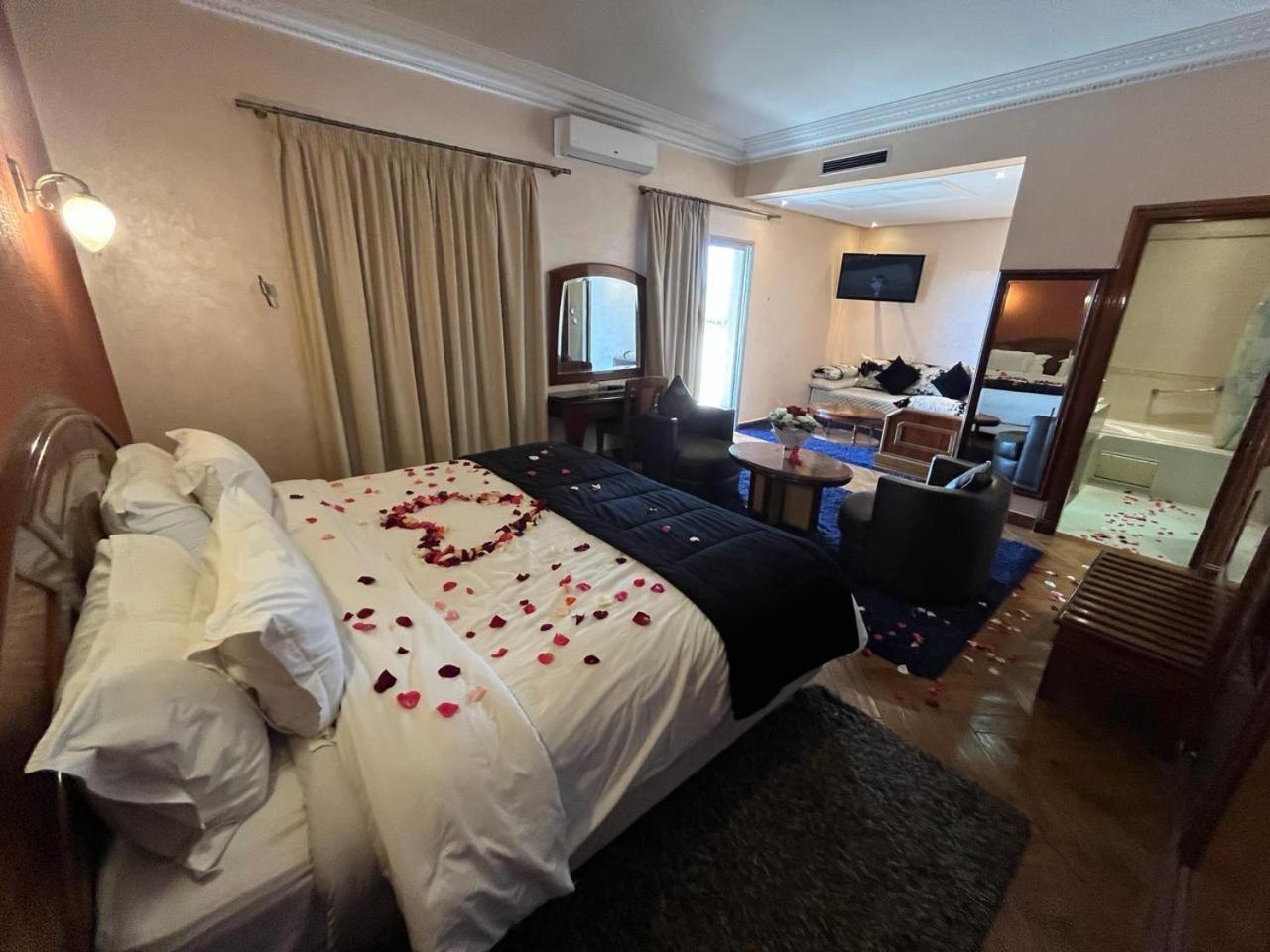 Hotel Malta مكناز المظهر الخارجي الصورة