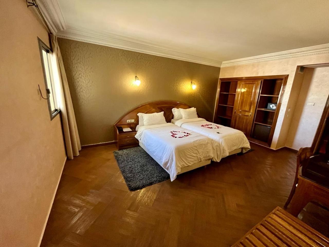 Hotel Malta مكناز المظهر الخارجي الصورة