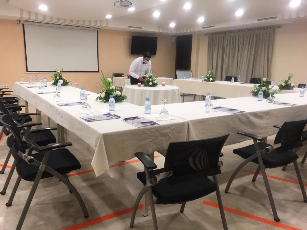 Hotel Malta مكناز المظهر الخارجي الصورة